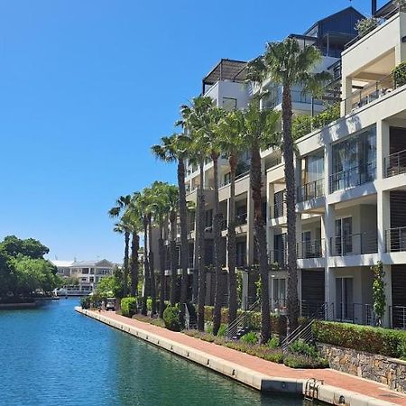 V&A Waterfront Marina Family Apartment 101 Altmore Kaapstad Buitenkant foto