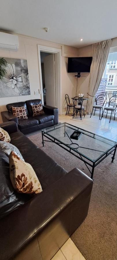 V&A Waterfront Marina Family Apartment 101 Altmore Kaapstad Buitenkant foto