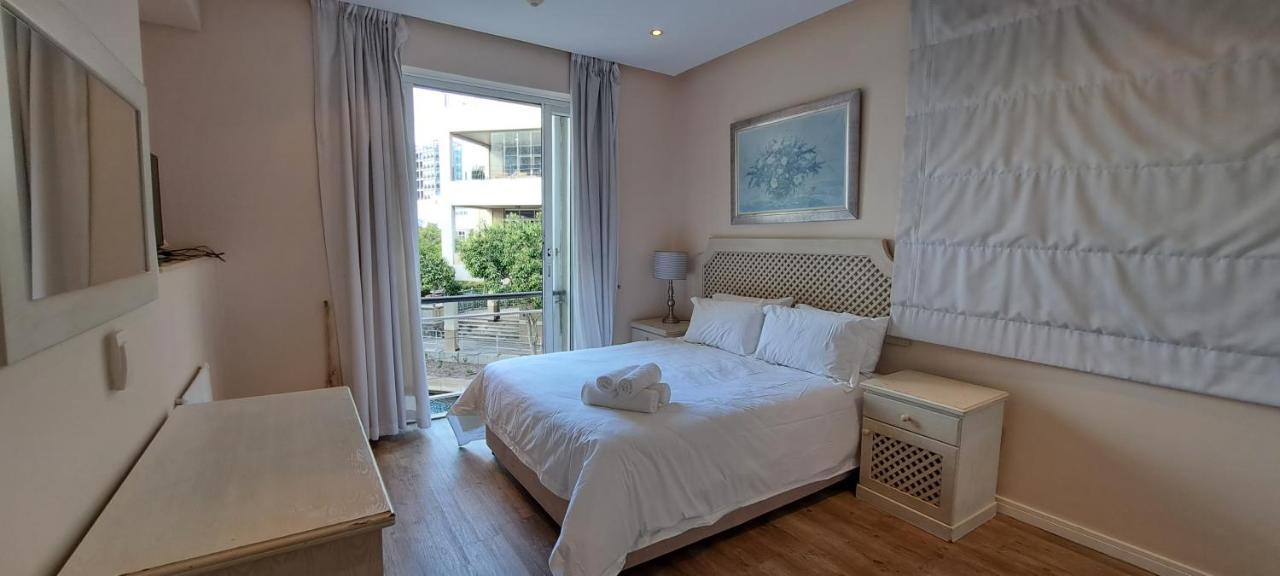 V&A Waterfront Marina Family Apartment 101 Altmore Kaapstad Buitenkant foto