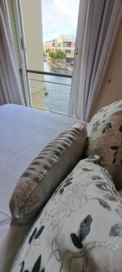 V&A Waterfront Marina Family Apartment 101 Altmore Kaapstad Buitenkant foto