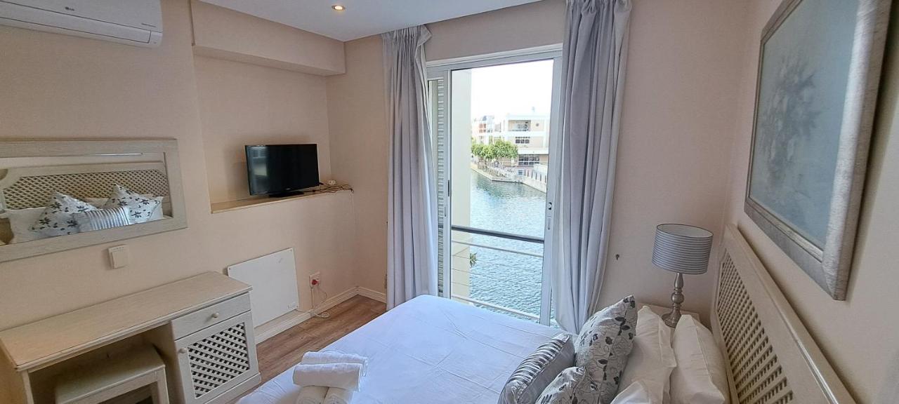 V&A Waterfront Marina Family Apartment 101 Altmore Kaapstad Buitenkant foto