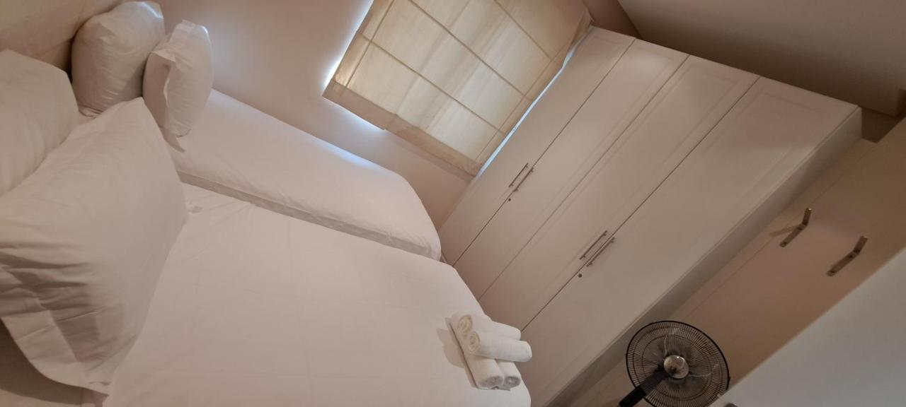 V&A Waterfront Marina Family Apartment 101 Altmore Kaapstad Buitenkant foto