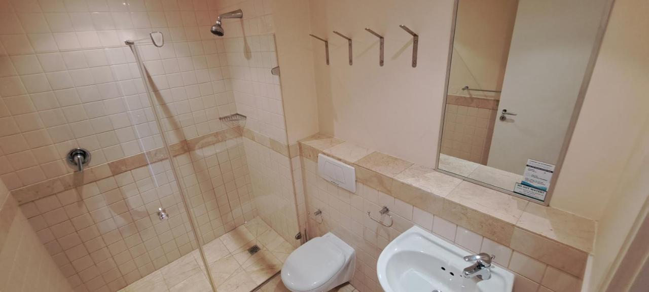 V&A Waterfront Marina Family Apartment 101 Altmore Kaapstad Buitenkant foto