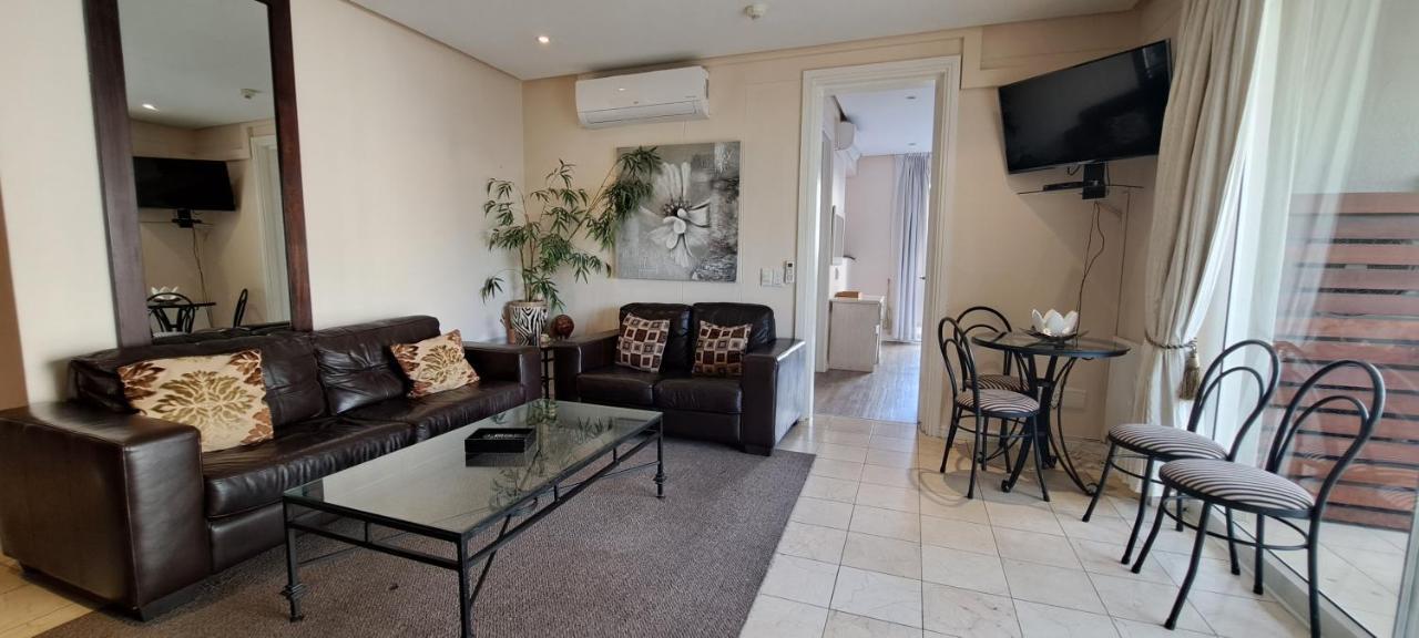 V&A Waterfront Marina Family Apartment 101 Altmore Kaapstad Buitenkant foto